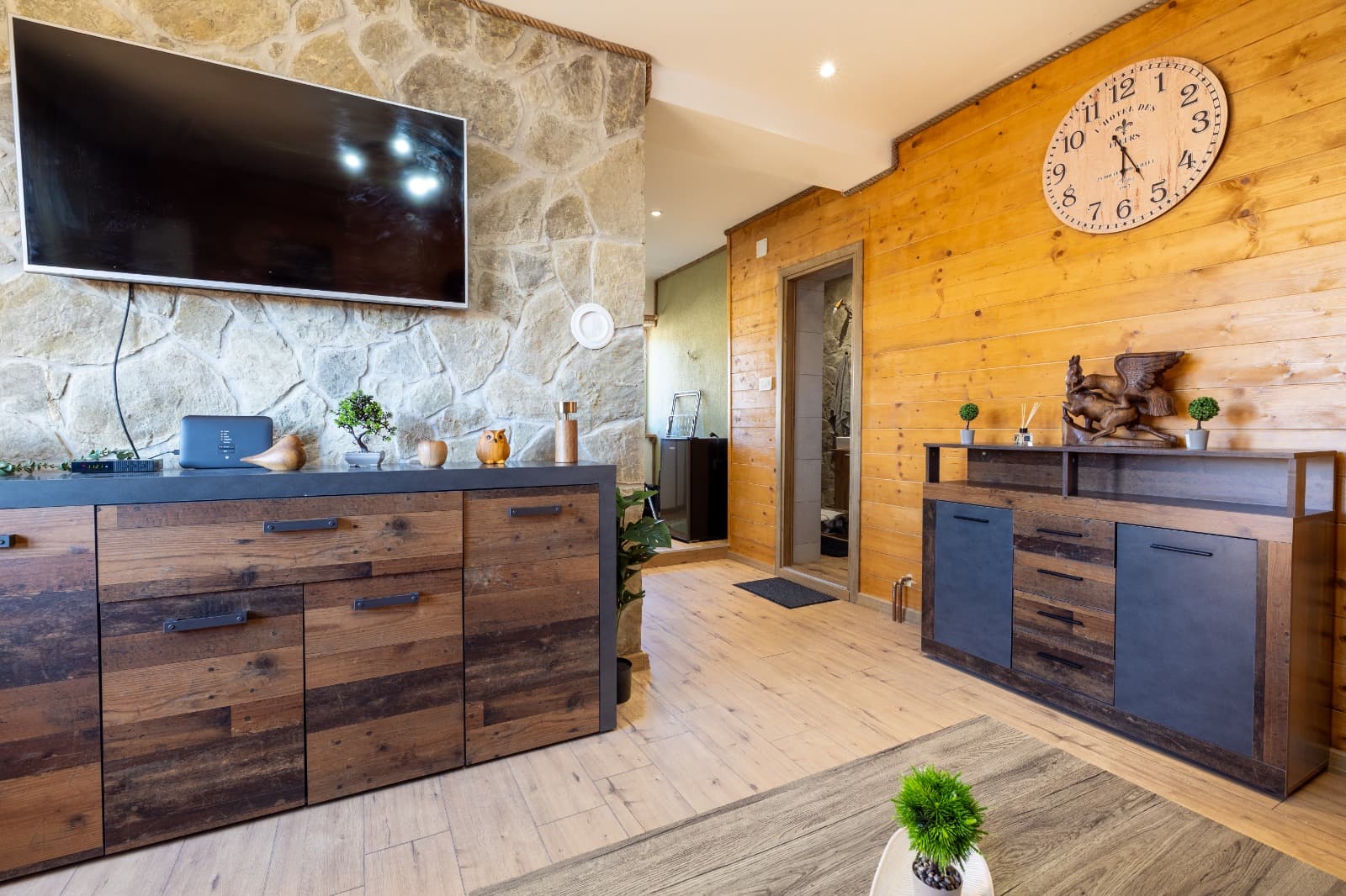 3) Kat za opustanje 4 4