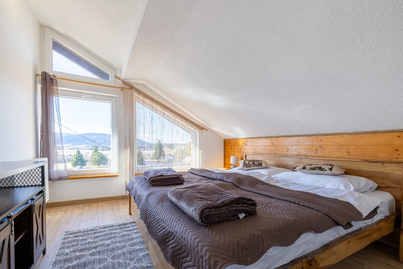 4) Potkrovlje: odmor duse i pogledi 3 3